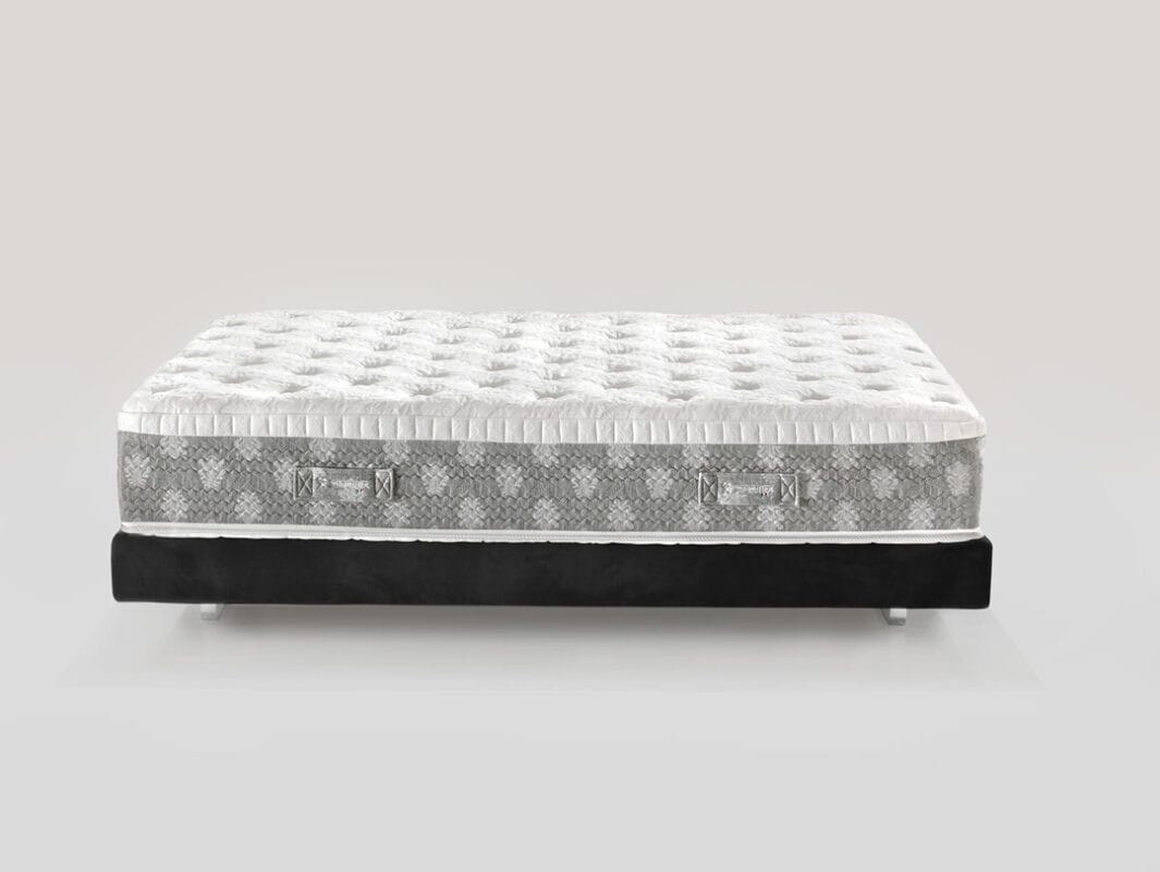 Nệm foam Magniflex Dolce Vita Dual 12 chụp ngang