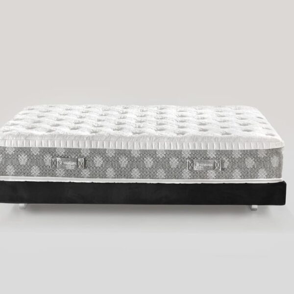 Nệm foam Magniflex Dolce Vita Dual 12 chụp ngang